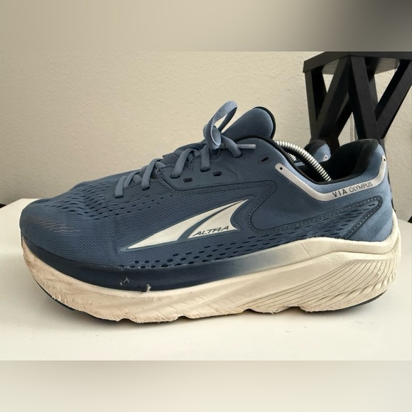 Altra via Olympus Blue and White Athletic Shoes main image 9